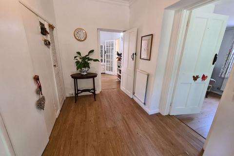 Old Gamekeepers Cottage Commonside, Great Bookham, Leatherhead, KT23 3LA