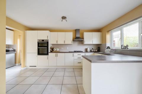 6 Astute Place, Corsham, SN13 0EP