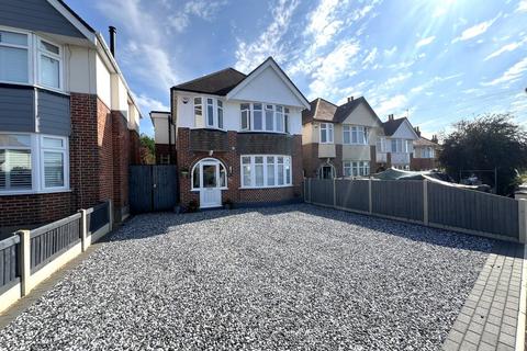 6 bedroom detached house for sale, Nansen Avenue, Oakdale, POOLE, BH15