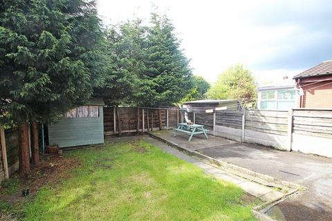 38 Aldermere Crescent, Urmston, Manchester, M41 8UF
