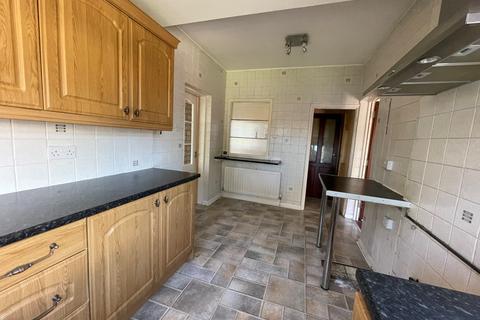 3 bedroom semi-detached house to rent, STAFFORD ROAD, WOLVERHAMPTON WV10