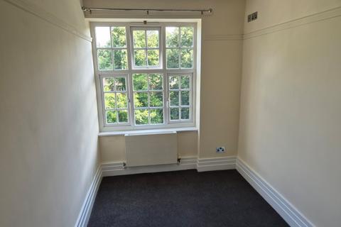 3 bedroom flat for sale, Goodby Road, Birmingham, West Midlands, B13