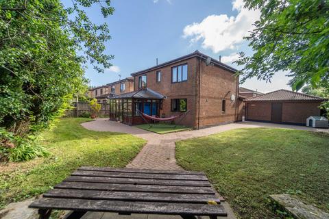 4 bedroom detached house for sale, Ladywood Place, Livingston EH54