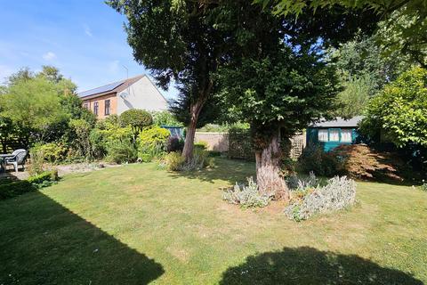 4 bedroom bungalow for sale, High Street, Bottesford, Nottingham