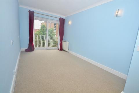 2 bedroom flat for sale, Homewater House, Epsom KT17