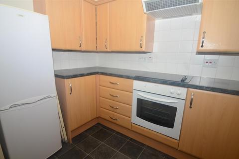 2 bedroom flat for sale, Homewater House, Epsom KT17