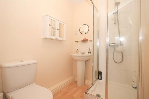 2 bedroom flat for sale, Lodge Road, Bradford BD10