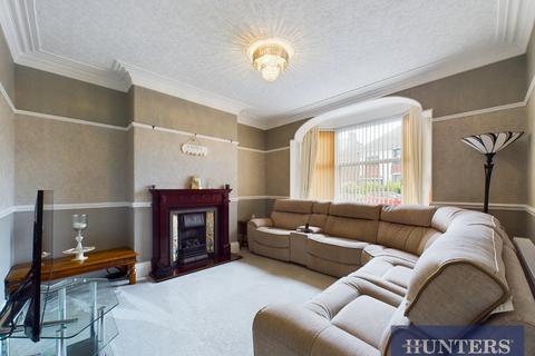 4 bedroom semi-detached house for sale, St. James Road, Bridlington