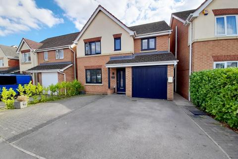 4 bedroom detached house for sale, Sunningdale Way, Gainsborough