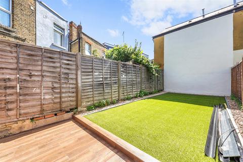 4 bedroom terraced house for sale, Chaplin Road, London NW2