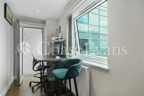Apartment 1712, Crawford Building, 112 Whitechapel High Street, London, E1 7AQ