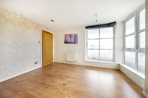 2 bedroom apartment for sale, Barrier Point Road, London