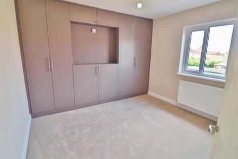 3 Bradfield Crescent, Hadleigh, Ipswich, IP7 5ET