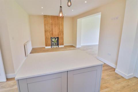 3 Bradfield Crescent, Hadleigh, Ipswich, IP7 5ET