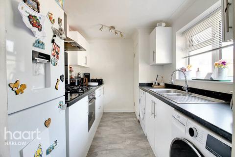 2 bedroom flat for sale, The Dashes, Harlow