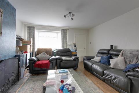 7 Buckingham Road, Tring, HP23 4HG