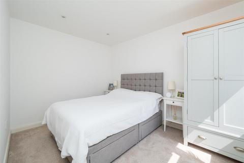 120a Carshalton Road, Sutton, SM1 4RL