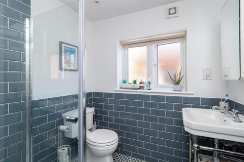 120a Carshalton Road, Sutton, SM1 4RL