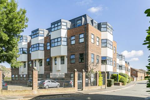 1 bedroom apartment for sale, Gogmore Lane, Surrey KT16