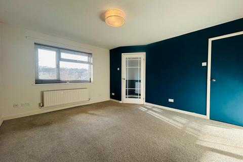 2 Starkey Close, Tiverton, EX16 4RB