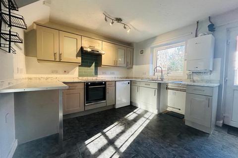 2 Starkey Close, Tiverton, EX16 4RB