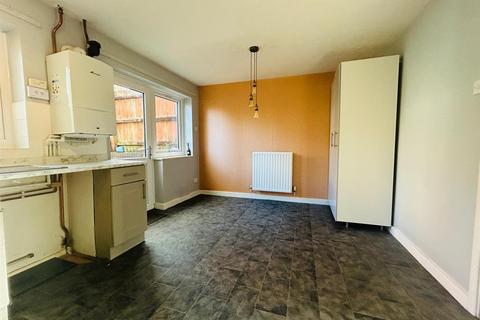 2 Starkey Close, Tiverton, EX16 4RB