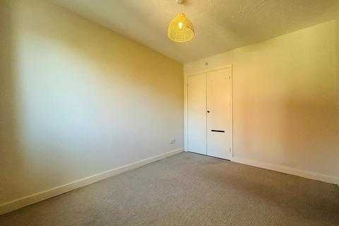 2 Starkey Close, Tiverton, EX16 4RB