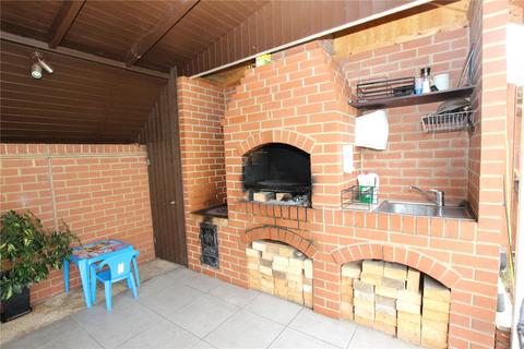 18 Grasshaven Way, London, SE28 8TH
