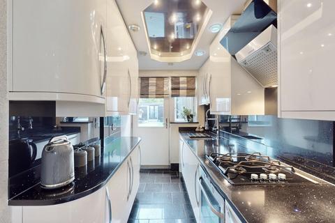 54 Rogers Road, Dagenham, RM10 8JX