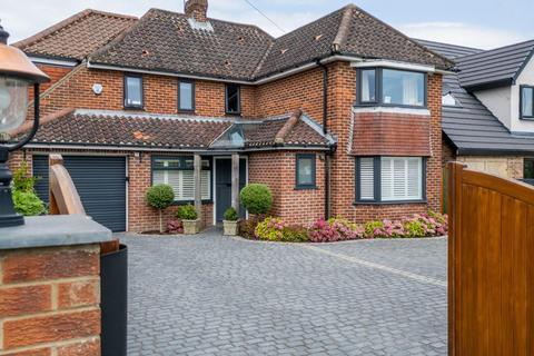 4 bedroom detached house for sale, Straylands Grove, York