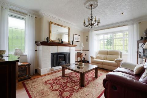 445 Halifax Road, Grenoside, Sheffield, S35 8PB