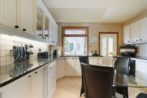 445 Halifax Road, Grenoside, Sheffield, S35 8PB