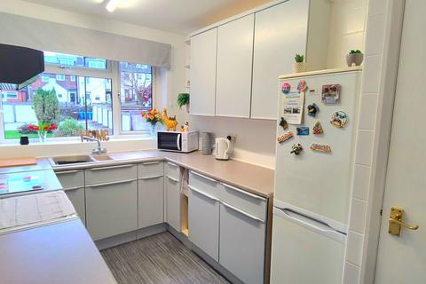 2 bedroom apartment for sale, Oakland Road, Sheffield S6