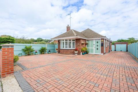 2 bedroom detached bungalow for sale, Hall Road, Oulton Broad