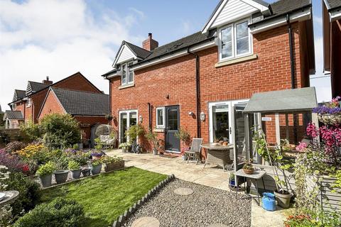 3 bedroom detached house for sale, Hengoed