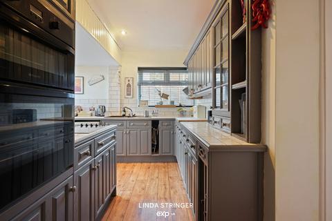 85 Dixon Road, Sheffield, S6 4FY