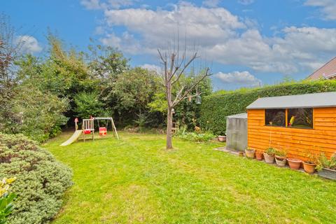 61 Ashgate Road, Chesterfield, S40 4AH