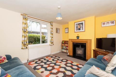 61 Ashgate Road, Chesterfield, S40 4AH