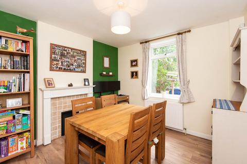 61 Ashgate Road, Chesterfield, S40 4AH