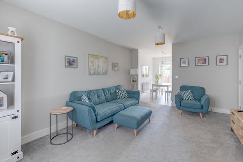 1 Lancaster Way, Cofton Hackett, Birmingham, B45 8FZ