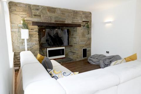8 Inchwood, West Wickham, BR4 9RB