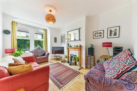 3 bedroom house for sale, Lyveden Road, Colliers Wood SW17