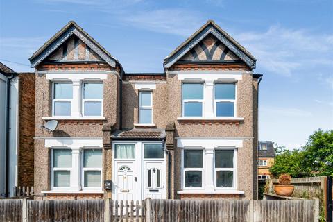 12a East Gardens, London, SW17 9DH