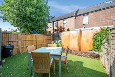 12a East Gardens, London, SW17 9DH