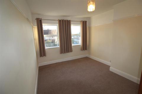 3 bedroom flat to rent, Low Street, North Ferriby