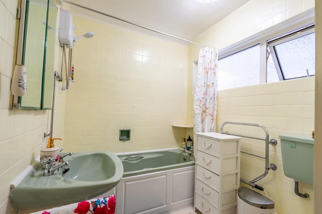 Ashfield court (11 of 13).jpg