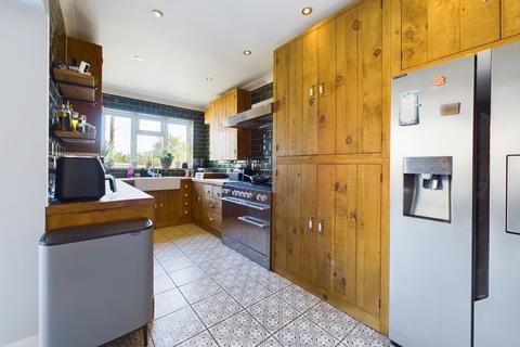 38 Balmoral Road, Northampton, NN2 6LA