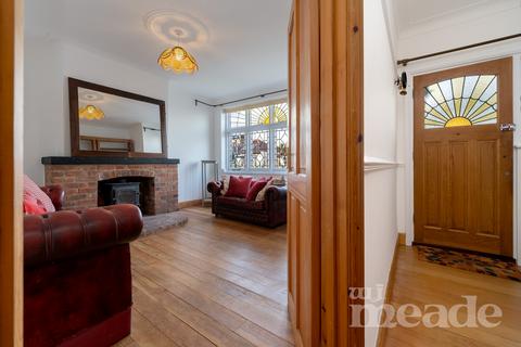 4 bedroom semi-detached house for sale, Larkshall Crescent, Highams Park, E4