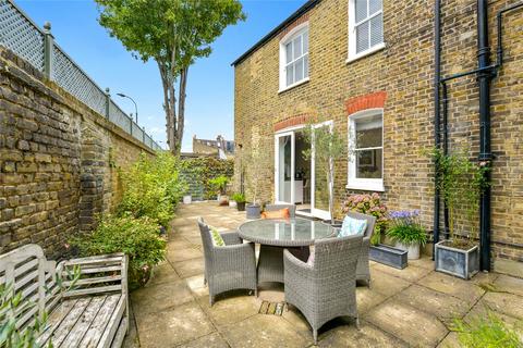 2 bedroom end of terrace house for sale, Inglethorpe Street, Fulham, London, SW6