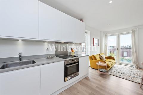 1 bedroom apartment for sale, Apple Tree Road, London, N17